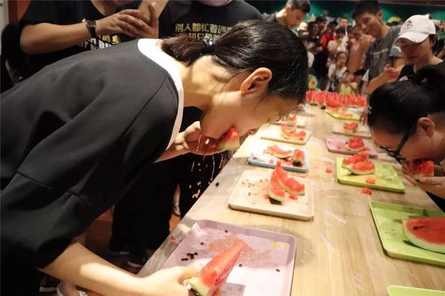 黑料吃瓜第一页：揭开娱乐圈的“黑幕”真相